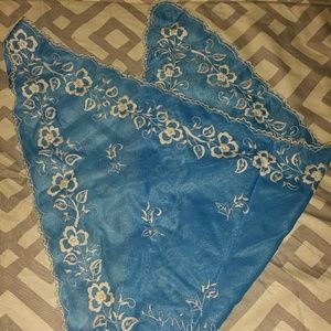 Embroidered neck kerchief
